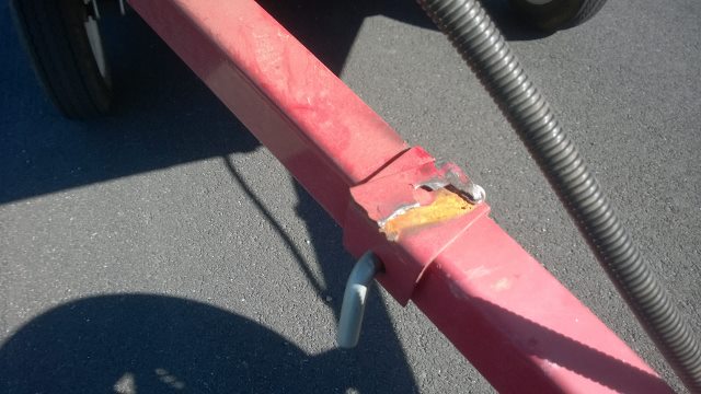 trailer weld (640x360).jpg