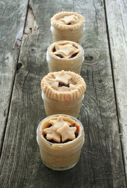 PIES IN A JAR