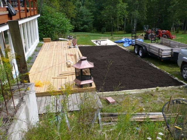 bark mulch workout area