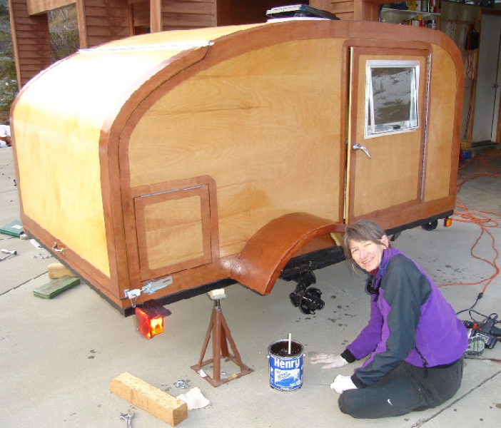 Fenders attached and glopping the wheel well