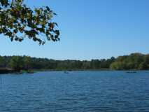 The lake at Tyler State Park