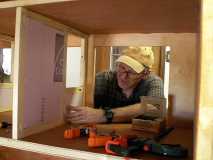Insulation to quiet the hollow cabinet dividers