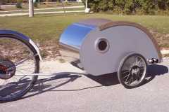 Teardrop Bicycle Trailer http://www.motokruisers.com/forum/viewtopic.php?t=563