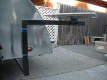 Barbecue table in place, can be turned 360 degrees