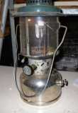 Coleman lantern 220D pic 2