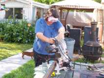 Peggy cutting metal for frame