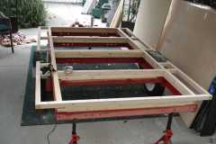 Frame and floor frame