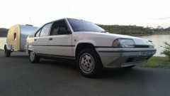 19 Citroen BX tow car