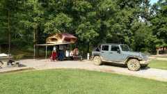 trailer jeep campsite-640