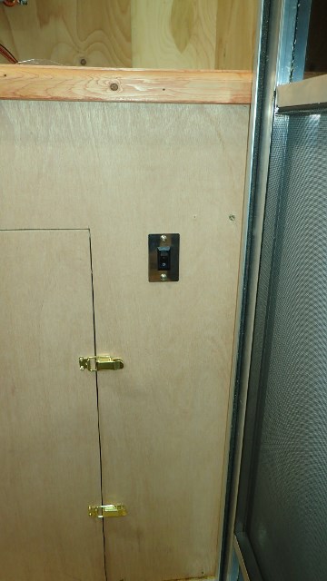 Pump switch.jpg