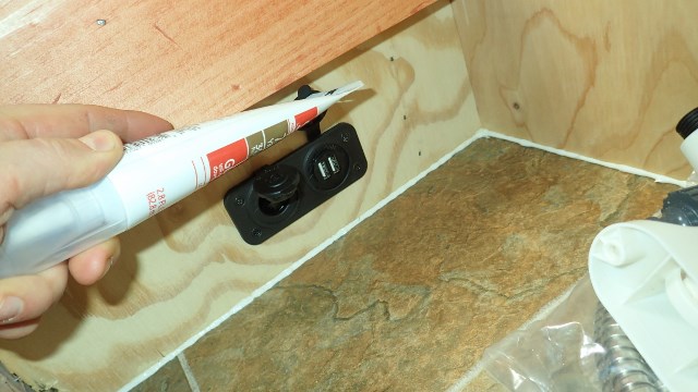 USB Ports.jpg