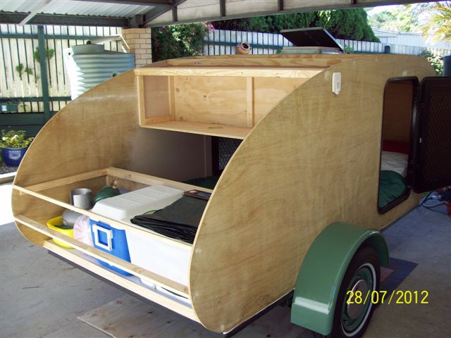049 Kitchenette.jpg