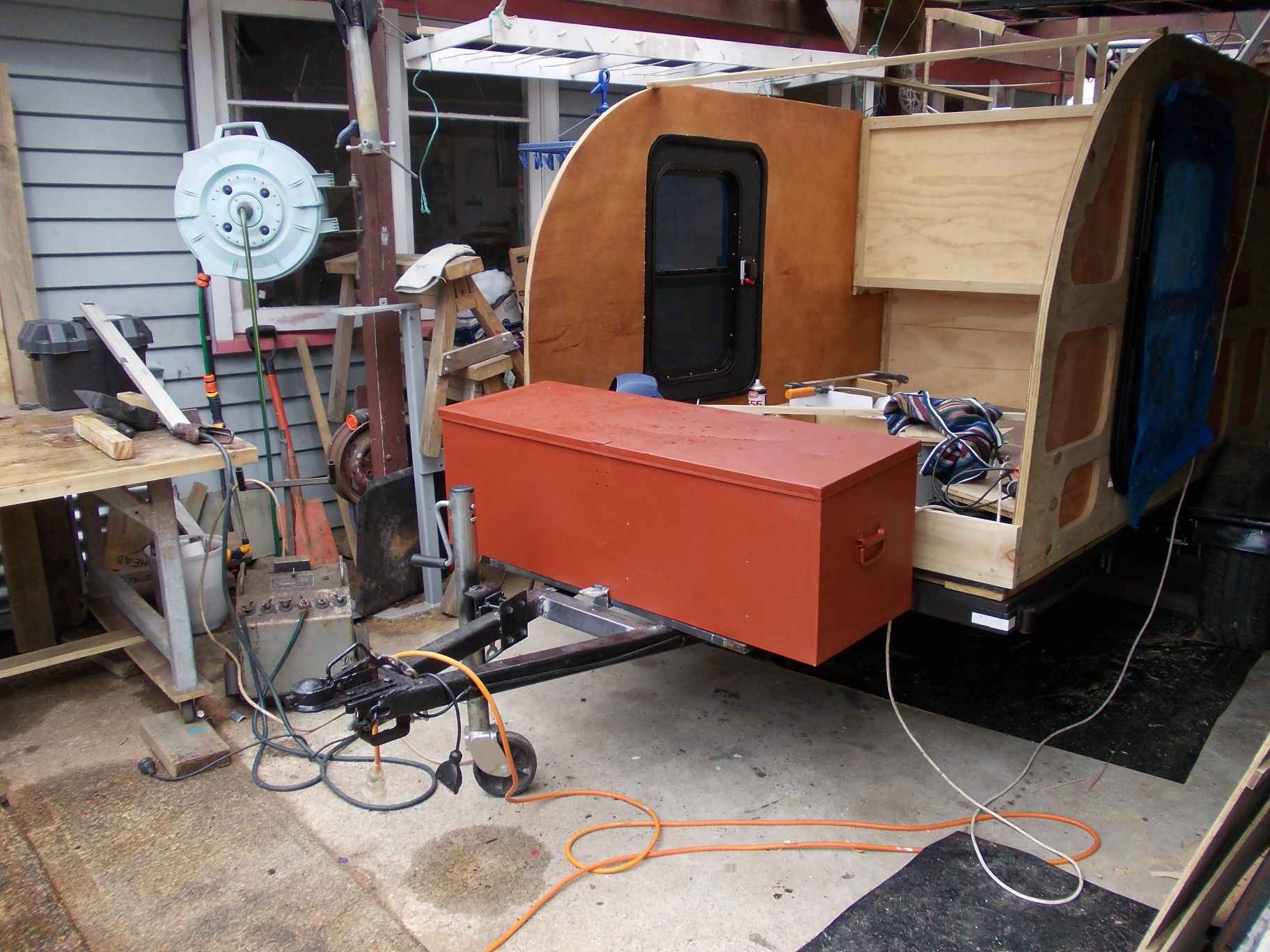 tongue box1.JPG