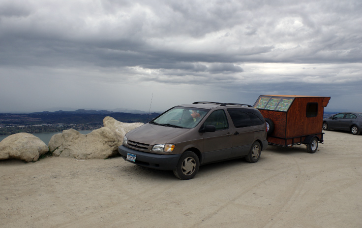 trailer_CA_002.jpg