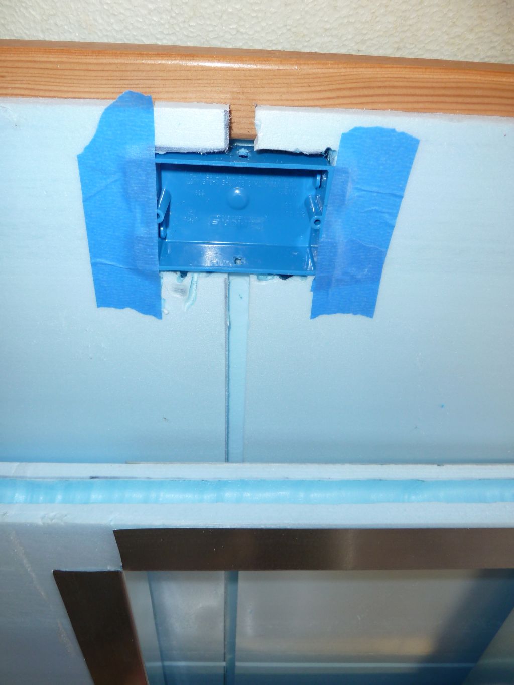 Roof Spline & Elect Box.jpg