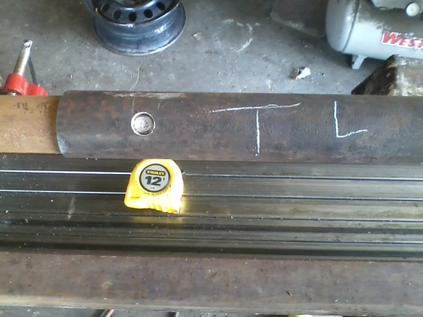 axle in sleeve.jpg