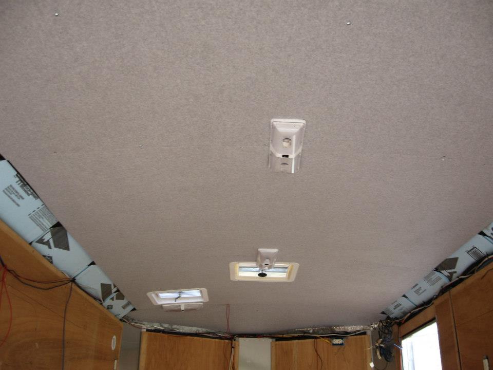 ceiling4.jpg