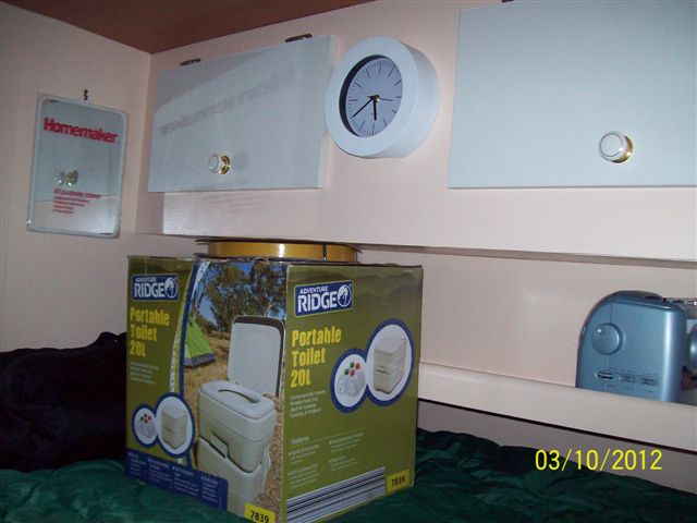 Interior 004.jpg