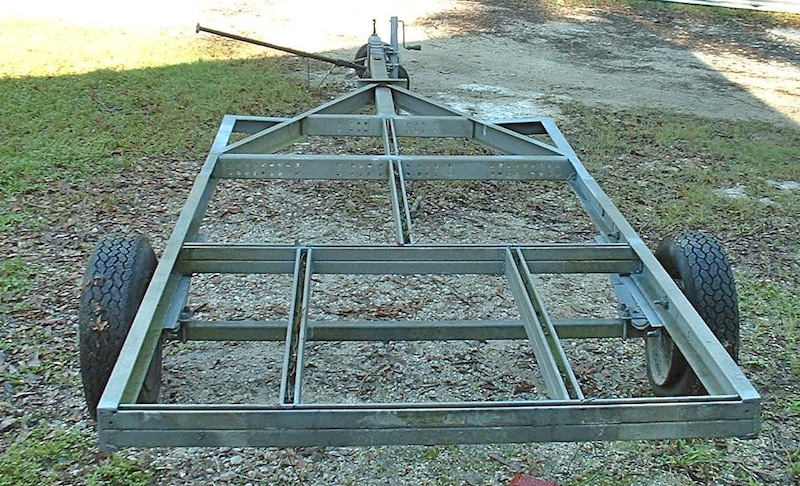 Trailer back .jpg