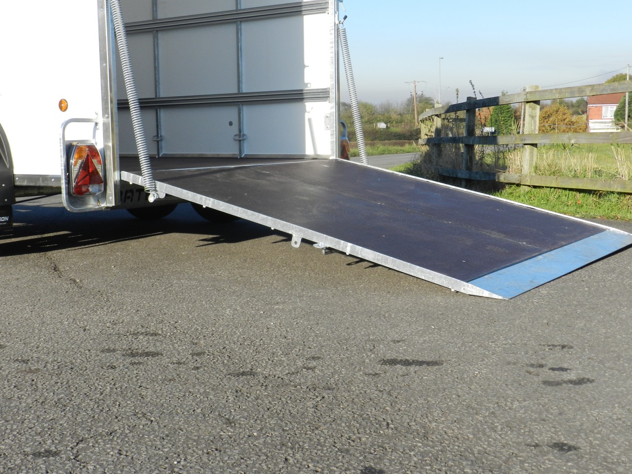 300v-Ramp-7.jpg