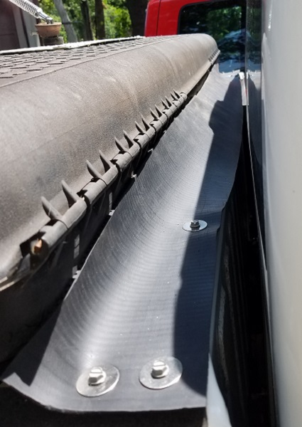 gap flap -front of toolbox.jpg
