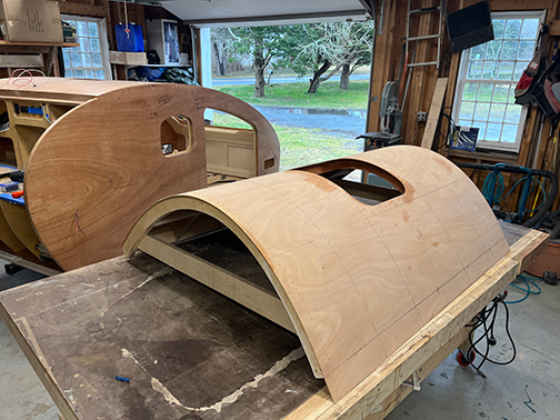 hatch outer1.jpg