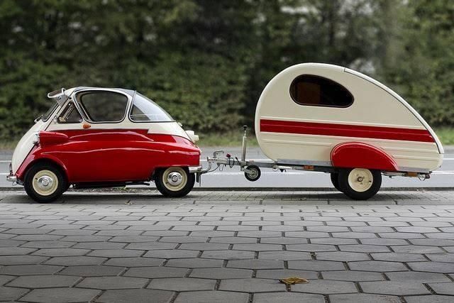 Isetta_w_teardrop.jpg