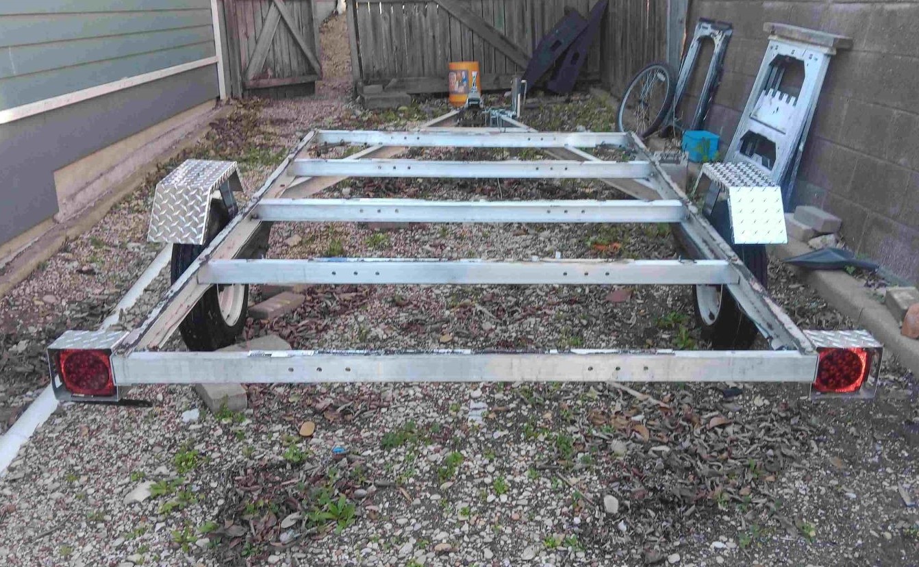 trailer rear.jpg