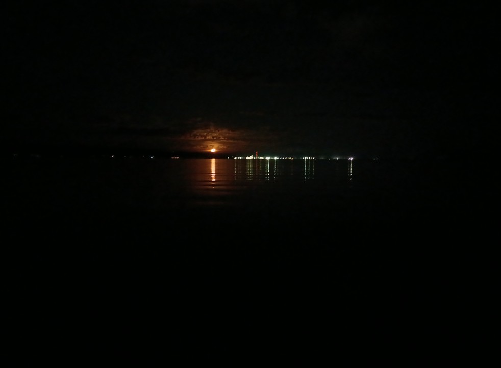 Moonrise.jpg