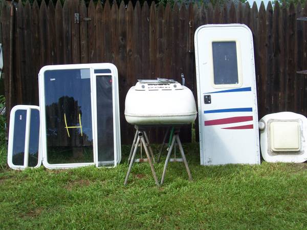 trailer parts.jpg