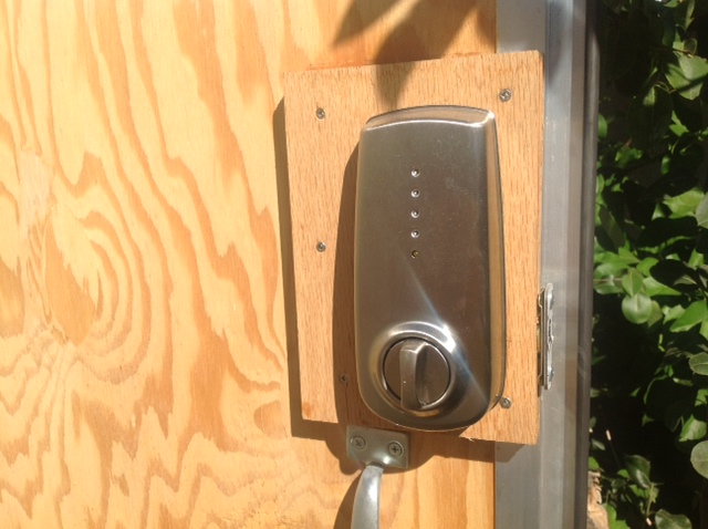 lock2.JPG