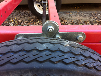 BracketAboveWheels2.jpg
