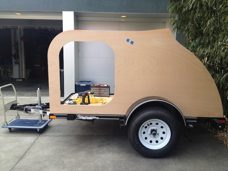 Teardrop trial fit on trailer - small.jpg