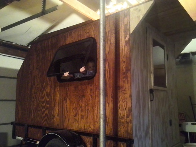 wagon_windowte.jpg