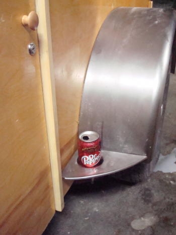 can holder