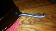 handle bottom