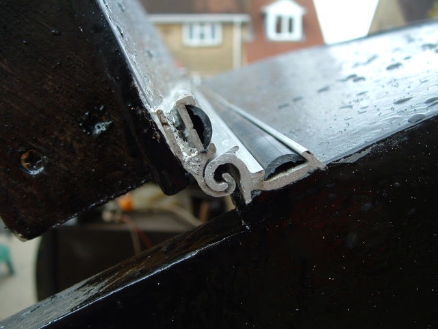 closeup of hinge profile