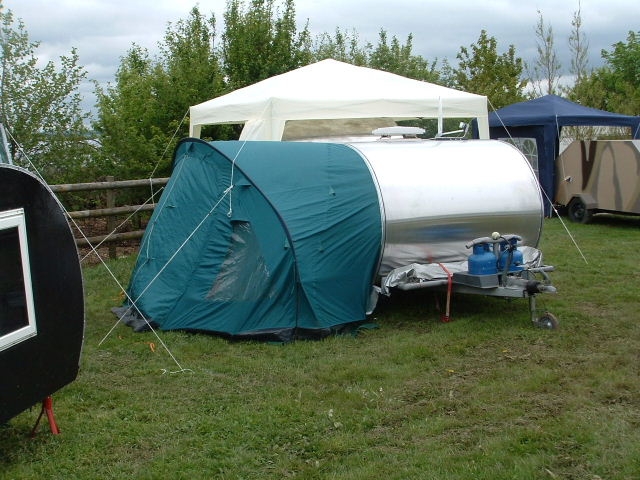 side tent