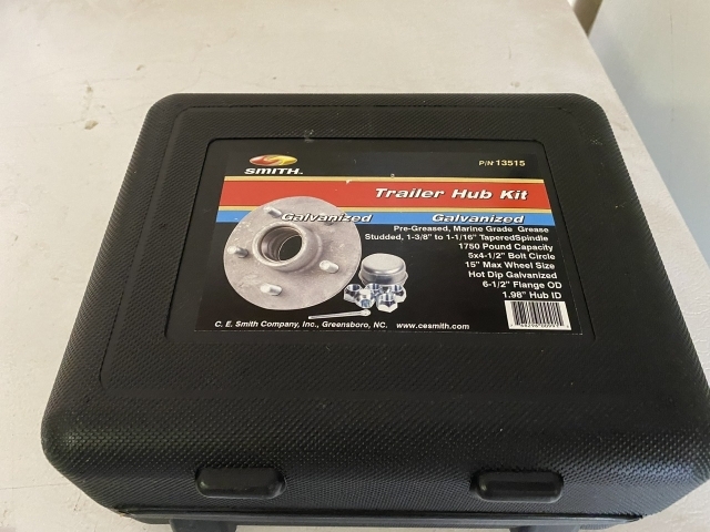 Pre lubed 3500# marine hubs