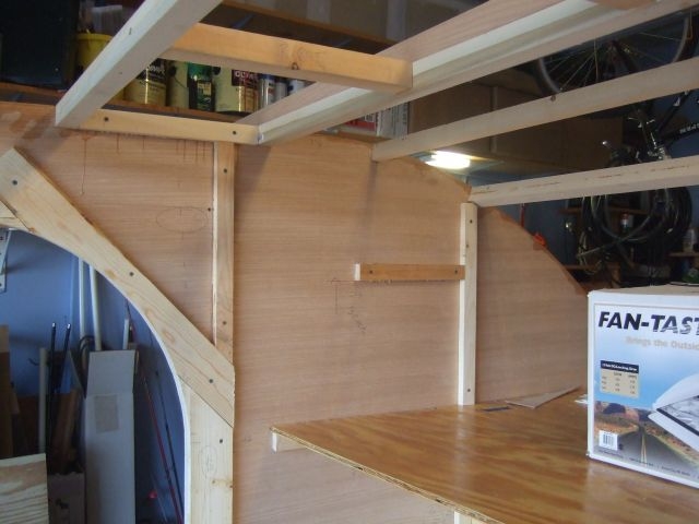 Upper bulkhead located