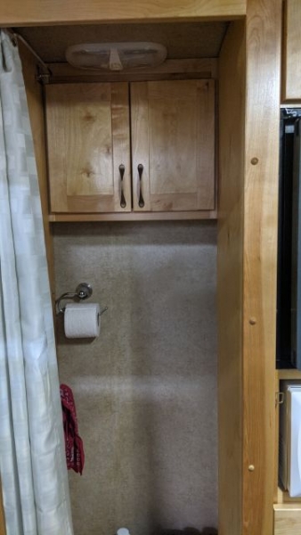 35 - bathroom cabinet