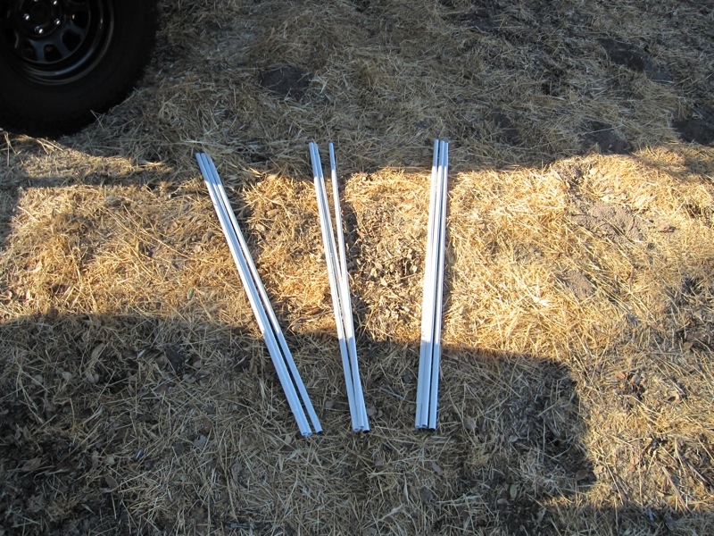 3 sturdy cross member poles