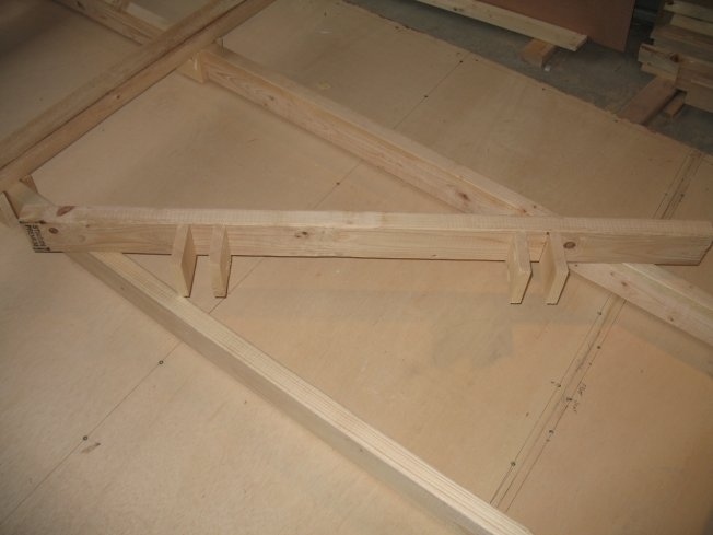 Cross Arm Detail