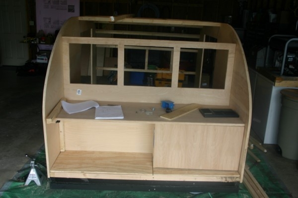 Rear view with electrical cabinet door