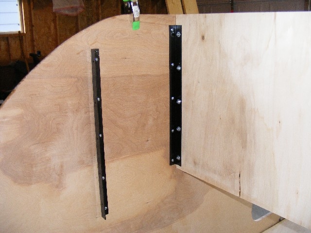 Bulkhead wall brackets