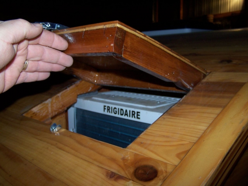 air conditioner hatch cover