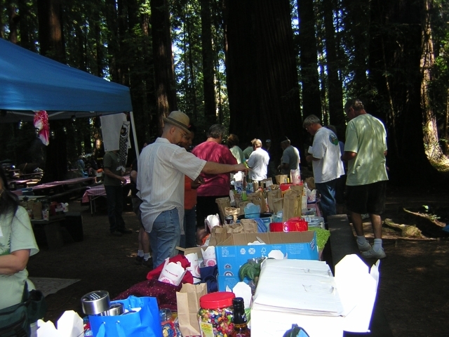 IRG3- Dropping tickets for the Raffle items