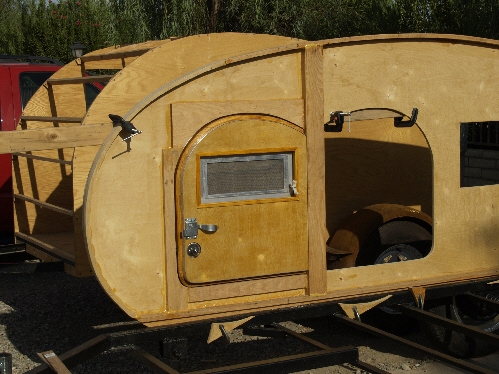 Fitting the door, inside view.