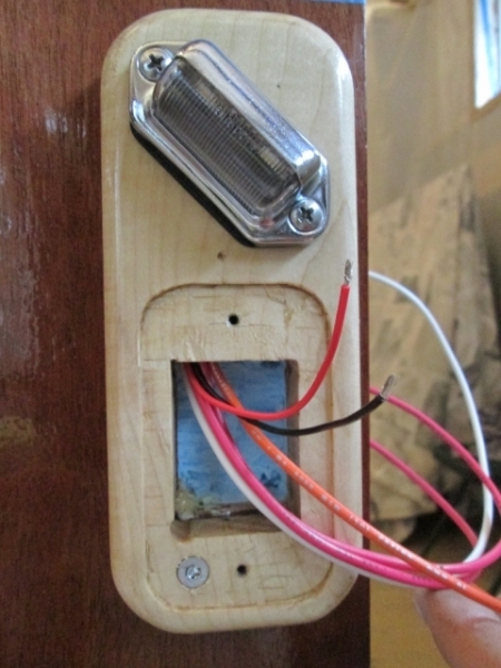 Street Pillow Light Mounted