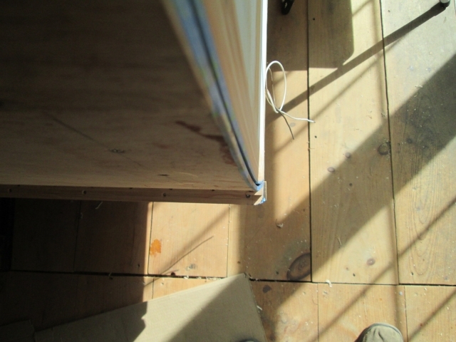 Curb Hatch Skin Underlap